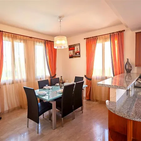 Evianta Sandy Beach Villas Polis
